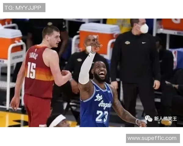 费内巴切与加拉塔萨雷德比激战再起球迷期待巅峰对决的精彩瞬间